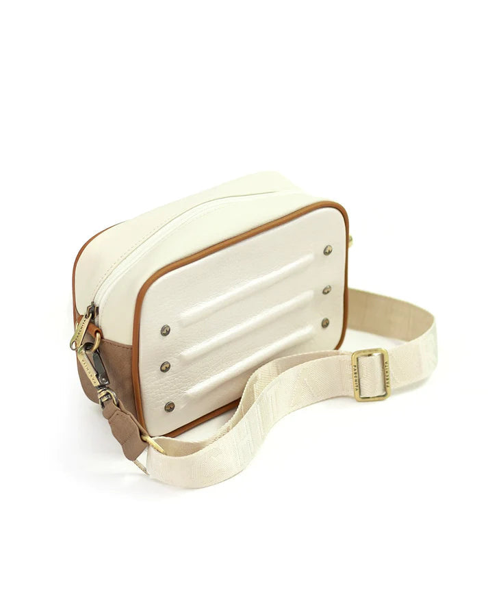 Parchita bandolera Nuba