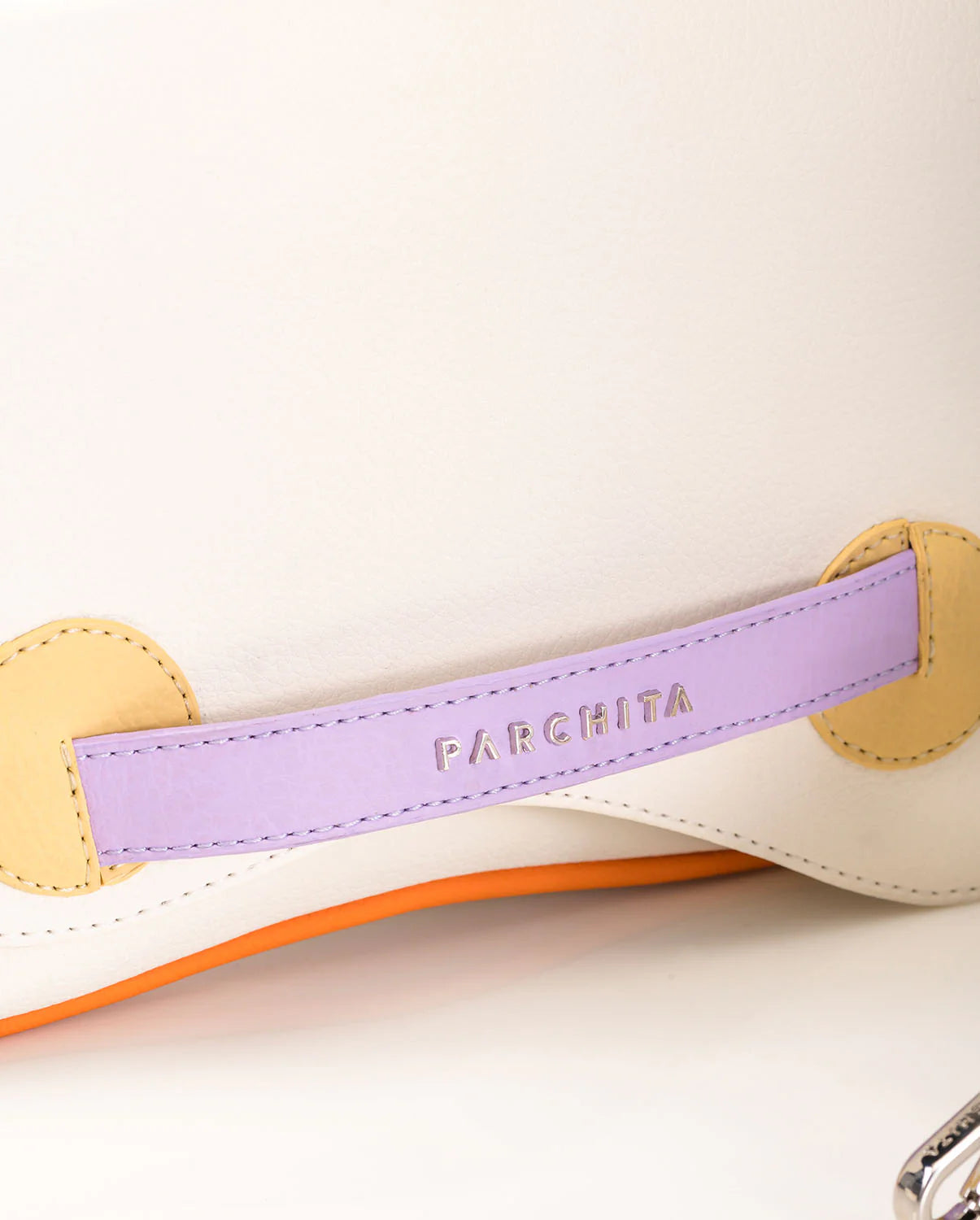 Petra Ivory La Fábrica