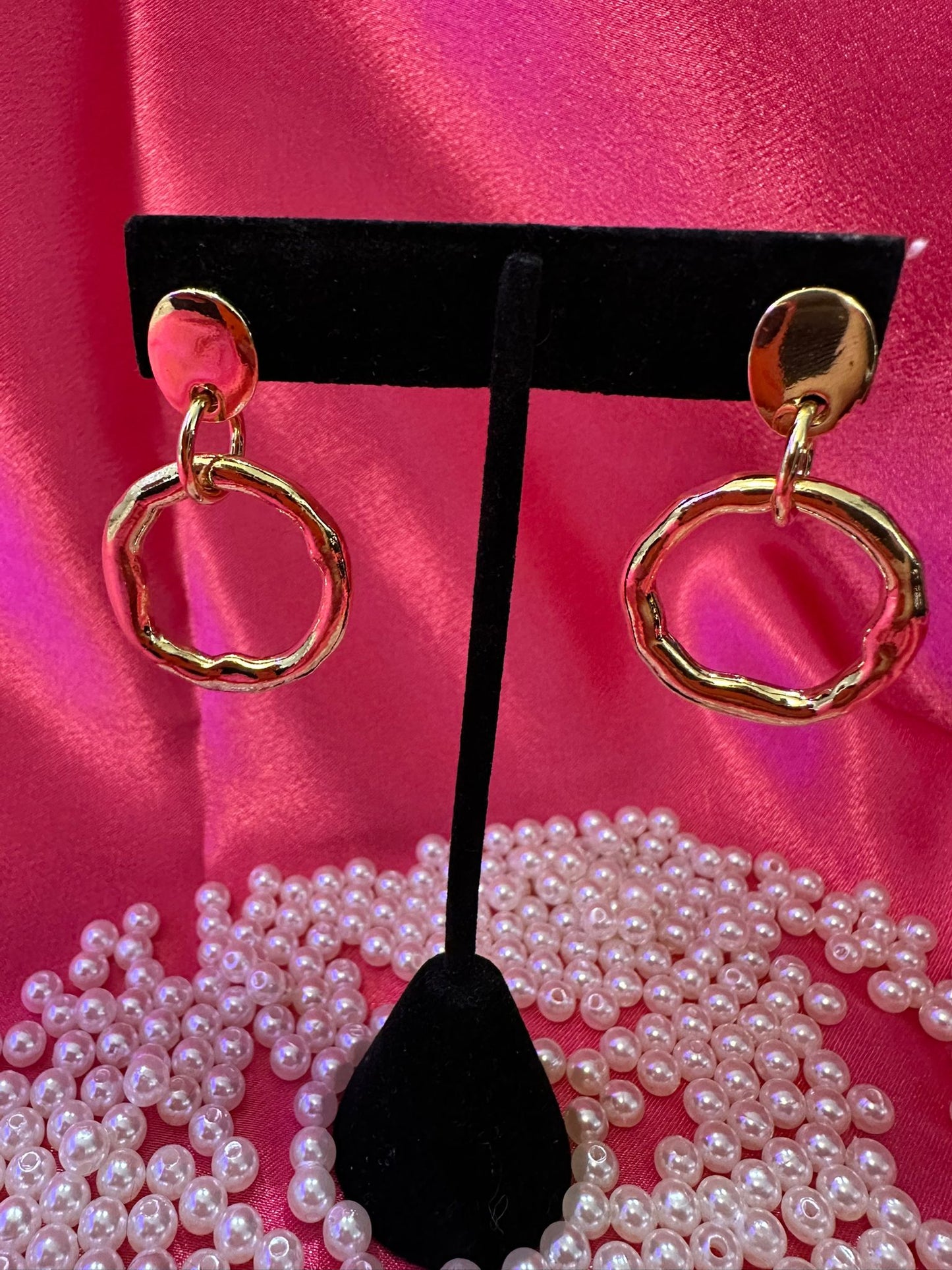 One Golden Cirlcle Tucco Earrings