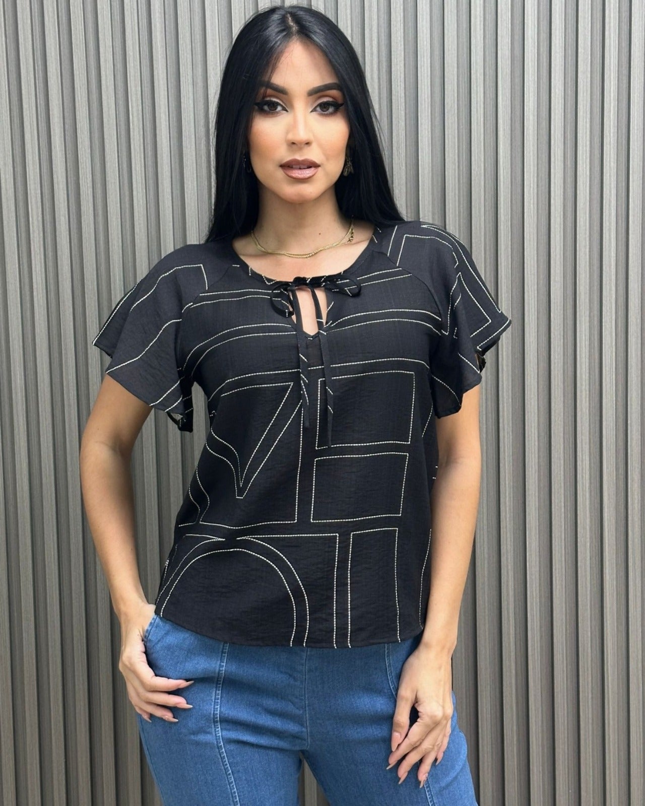 Minimal Chic Top