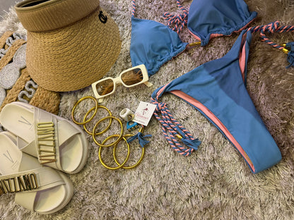 Blue and pink bikini💙
