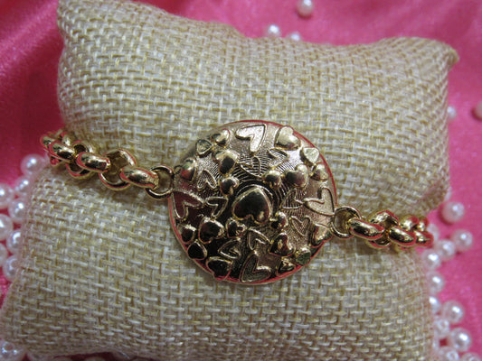 Pulsera Placa de Corazones Oro