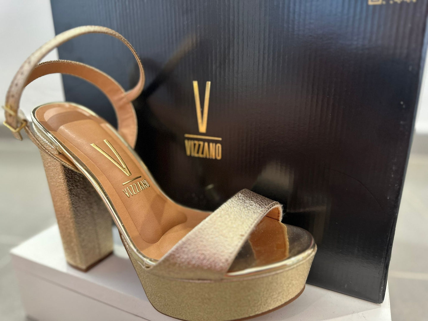 VIZZANNO Cleo Heels