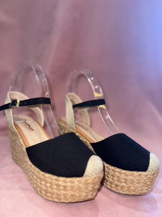 Closed Toe Wedges